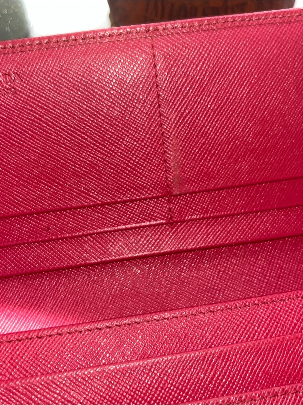 Prada Fuchsia Saffiano Leather Bow Continental Wallet Good Condition - Picture 8 of 13
